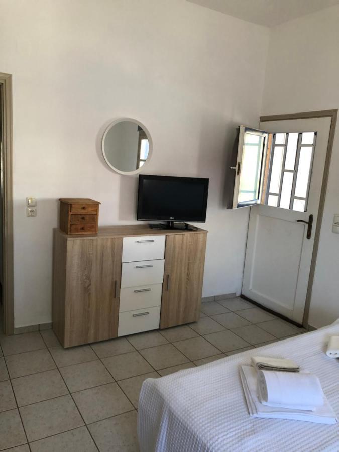 Araζω, Irakleia Family Home Екстериор снимка
